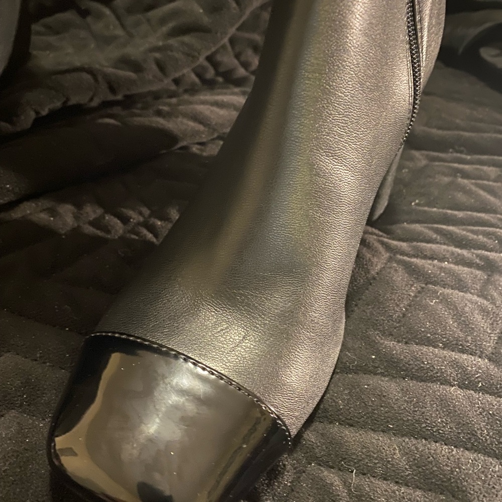 Over the Knee boots NWT